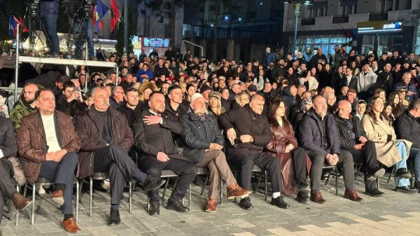Përmbyllet Epopeja e UÇK-së, Maqedonci: Krenarë me luftën çlirimtare