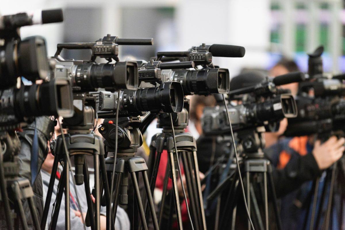 “Fushatë e rrezikshme nxitëse kundër mediave në Kosovë” – AGK i reagon VV-së