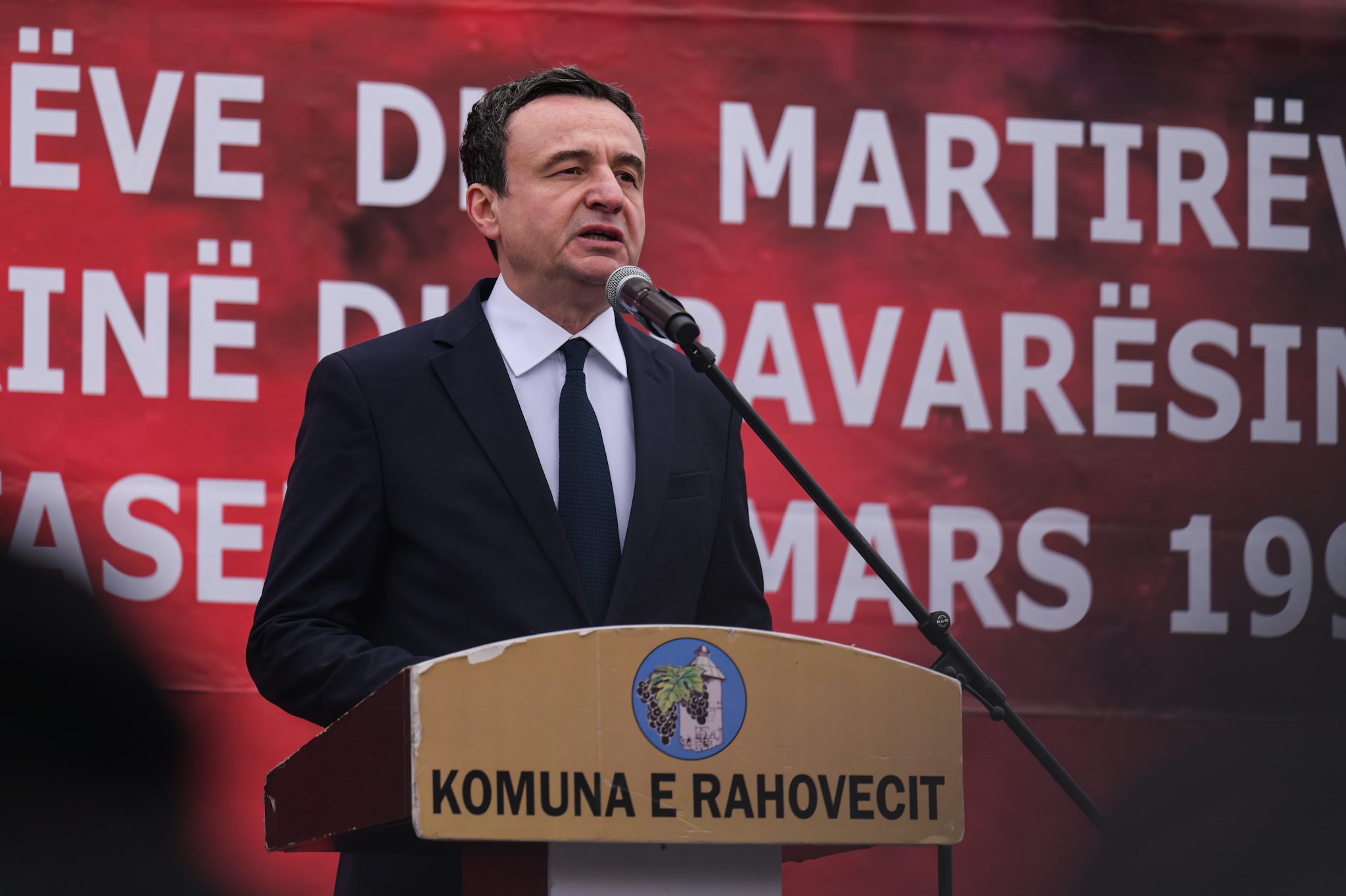 Kurti: Do të vazhdojmë të kërkojmë drejtësi në një Kosovë ku krimet nuk harrohen 