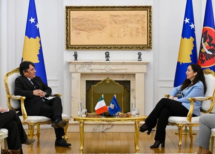 Presidentja takon ambasadorin italian, theksojnë marrëdhëniet e shkëlqyeshme