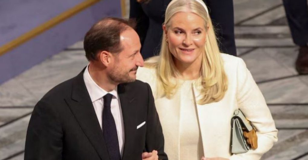 Princesha e Norvegjisë thotë se është ‘manipuluar dhe mashtruar’ nga Epstein