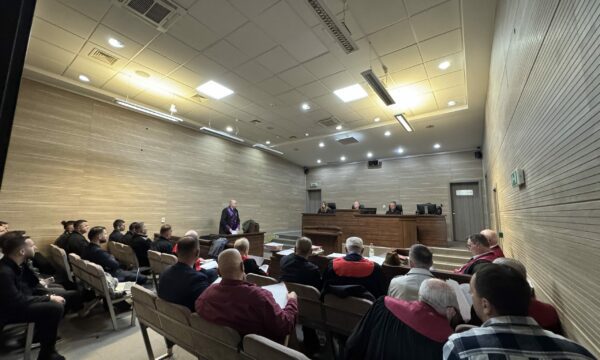 Shpërthimi në lokalin “Sekiraqa” më 2007: Të gjithë të akuzuarit lirohen nga akuza