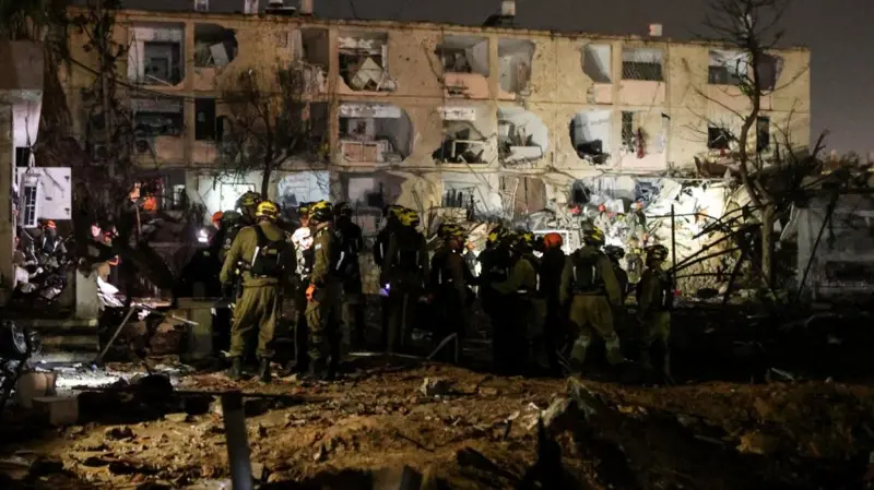 Sulme raketore iraniane pranë një impianti bërthamor izraelit, dhjetëra të plagosur