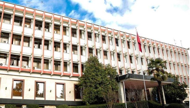 Ministria e Jashtme e Shqipërisë thirrje qytetarëve: Shmangni udhëtimet në Lindjen e Mesme