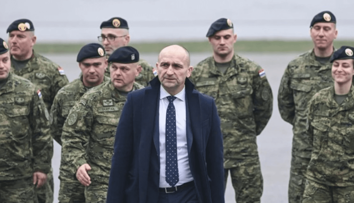 Ministri i Mbrotjes i Kroacisë kërkon përgatitje për mbrojtje – përmend armatosjen e Serbisë