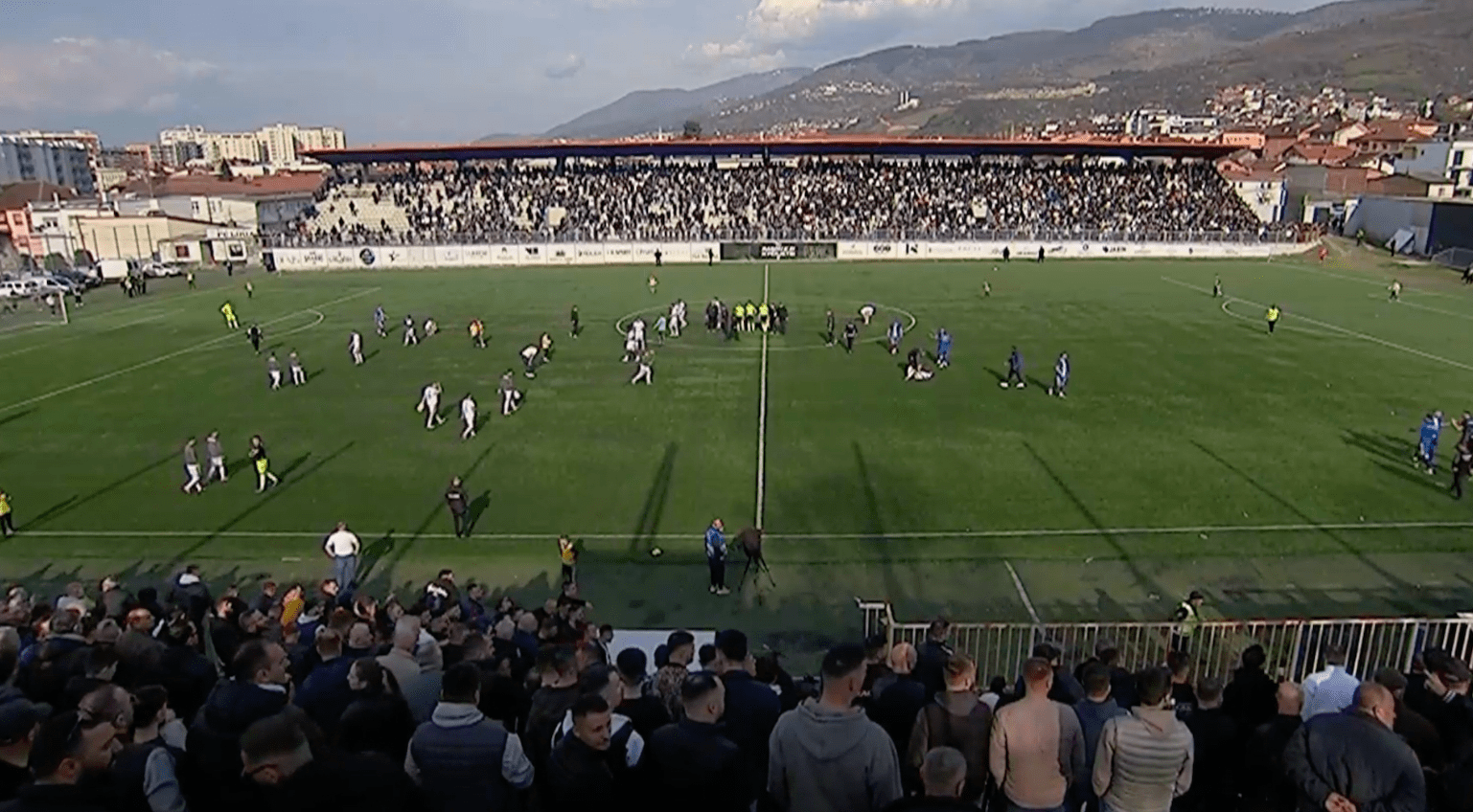 Vushtrria fiton derbin ndaj Lirisë në Prizren – luftë e madhe për Superligën