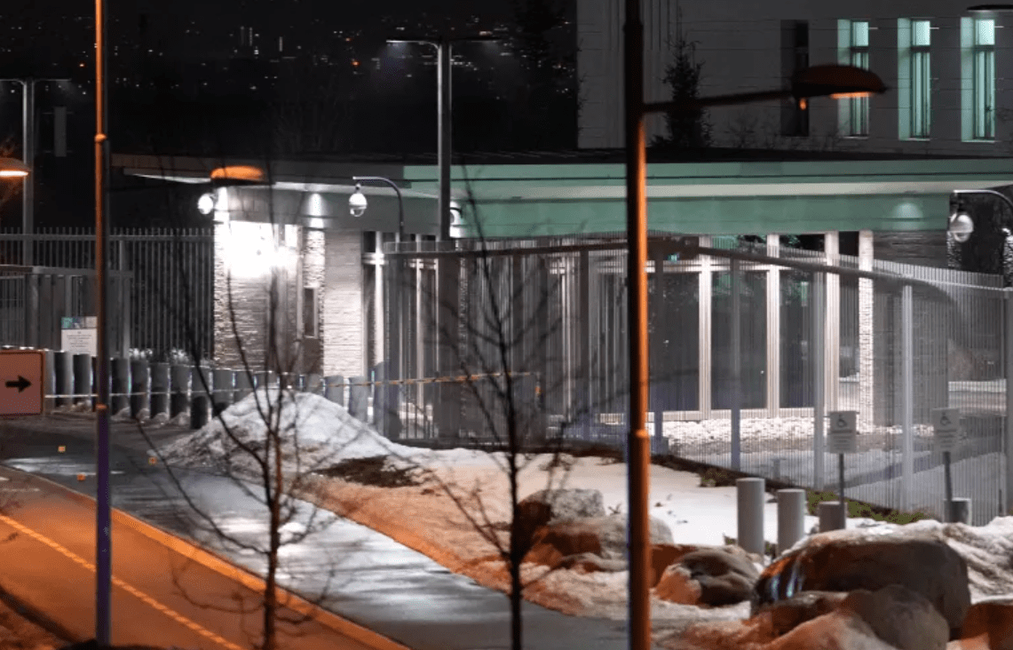 Sulmohet Ambasada e SHBA-së në Norvegji