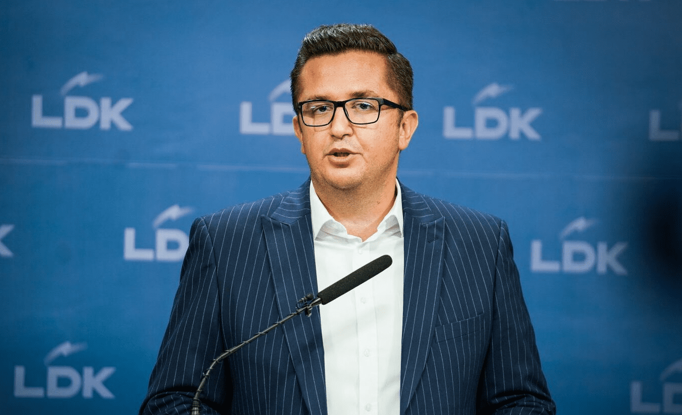 Mustafa pyet LVV-në: A është ende Kushtetuesja ‘e kapur nga opozita’?