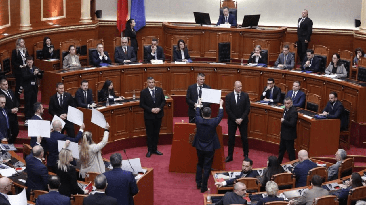 PS nuk ia heqi imunitetin Ballukut, reagon BE-ja