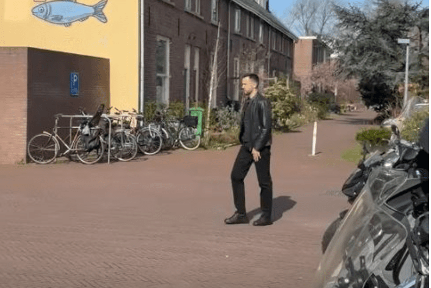 Tahiri viziton Thaçin e Veselin në Hagë