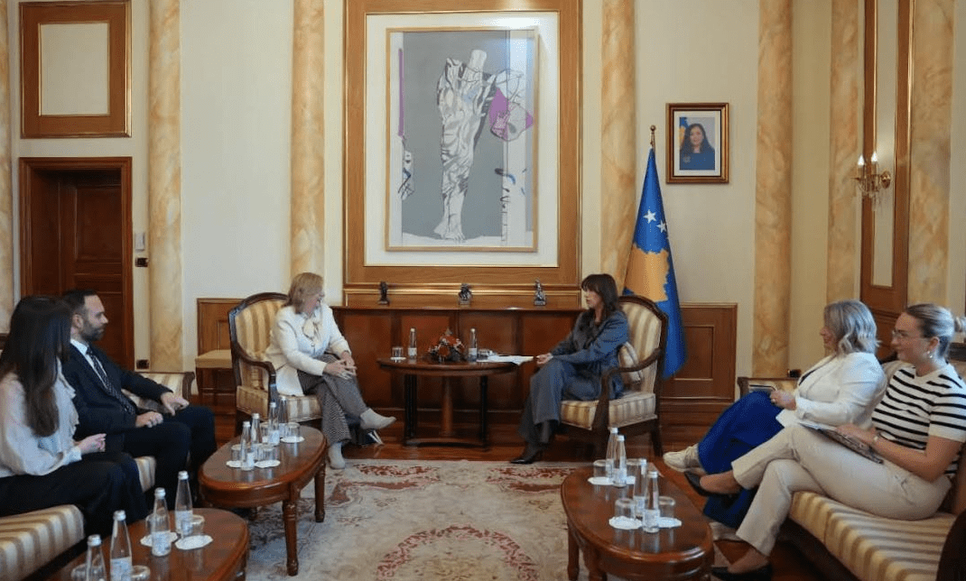 Haxhiu flet me Soderberg për zhvillimet politike në vend