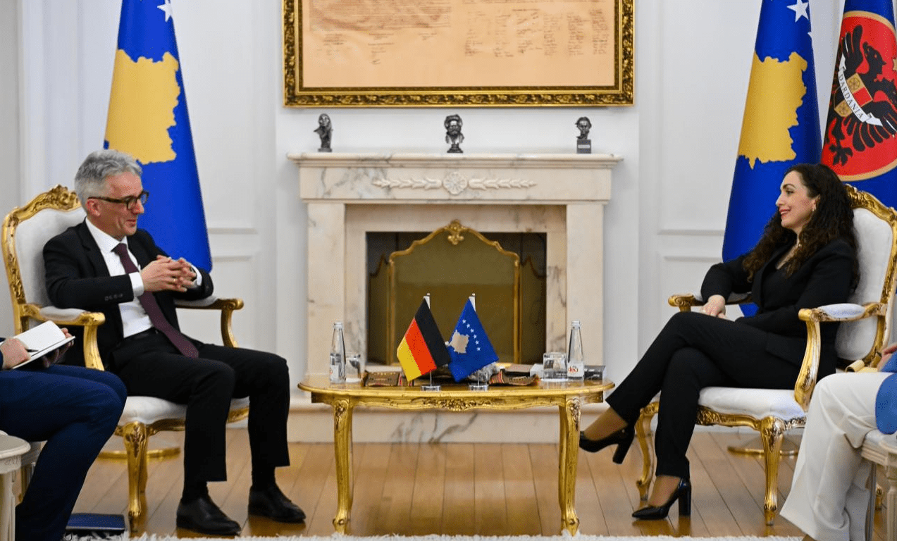 Osmani flet me ambasadorin gjerman për zhvillimet e fundit politike