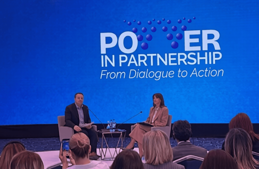 “Java e Gruas”, Osmani del nga salla kur Haxhiu fillon fjalimin