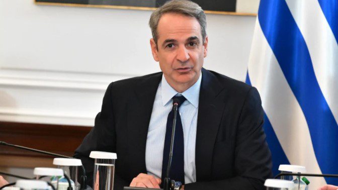 Greqia rrit pagën minimale në 920 euro nga 1 Prilli, opozita e quan të pamjaftueshme përballë inflacionit