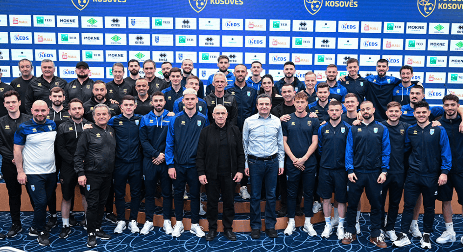 Kurti viziton lojtarët dardanë, para finales me Turqinë