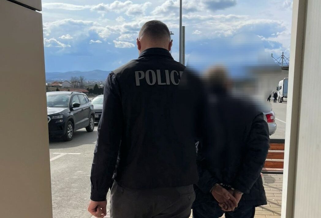 Një muaj paraburgim ndaj të dyshuarit për krime lufte në Matiçan