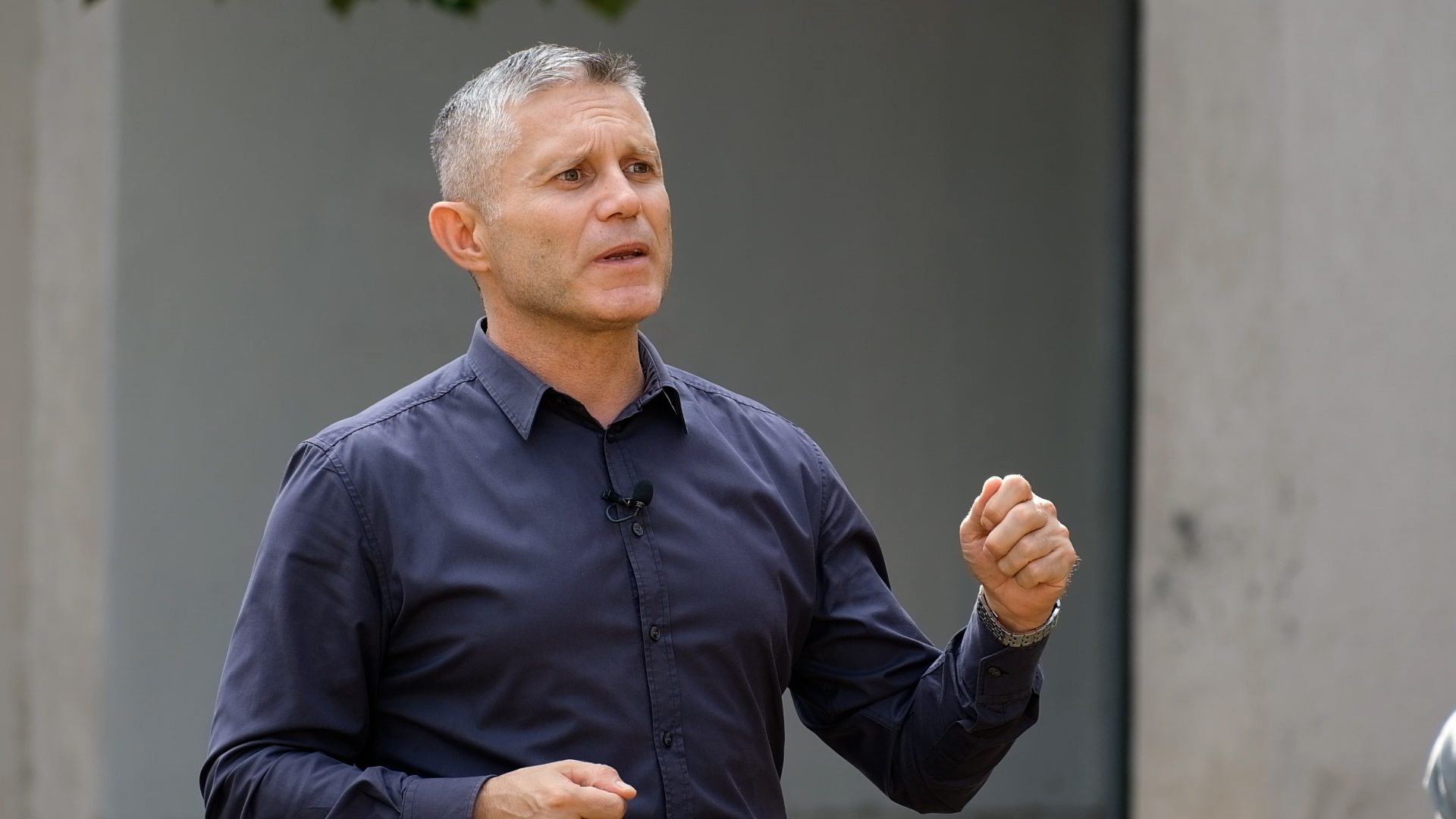 Ramadani: Mos bëni presion mbi Gjykatën Kushtetuese, lërini gjykatësit të qetë në punën e tyre!