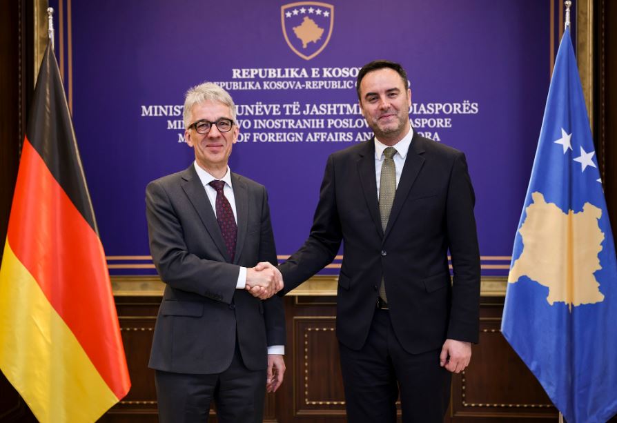 Konjufca e ambasadori gjerman flasin për dialogun dhe zhvillimet rajonale