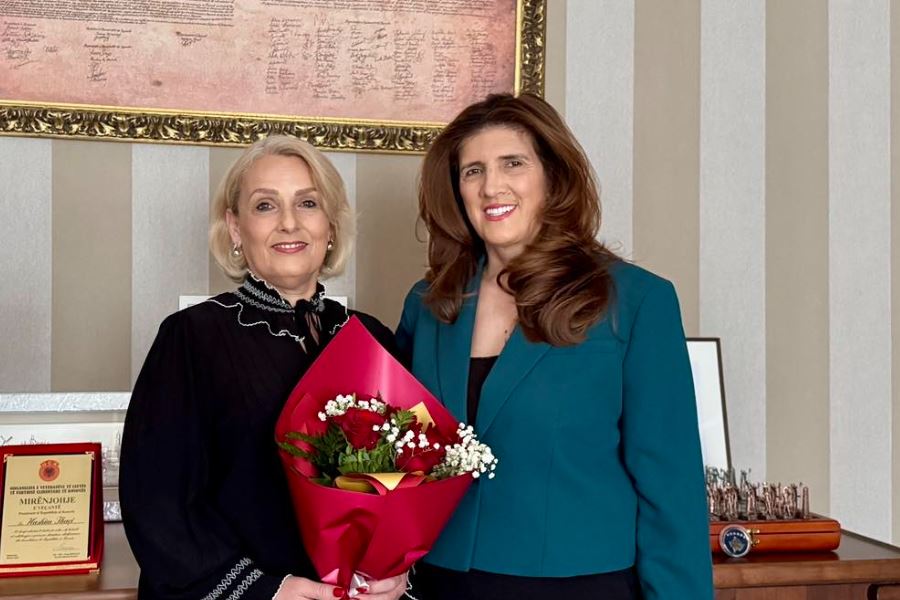 Musliu viziton gruan e Thaçit për 8 Mars