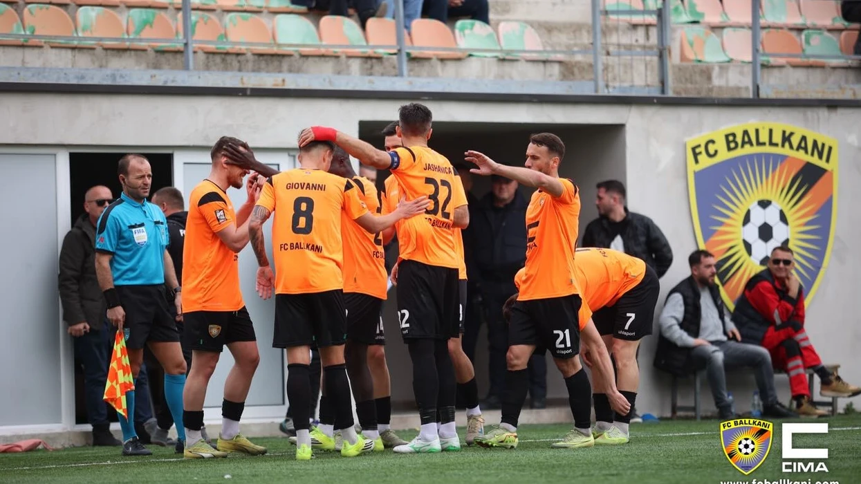 Ballkani mposht Dritën dhe rimerr kreun në Superligë