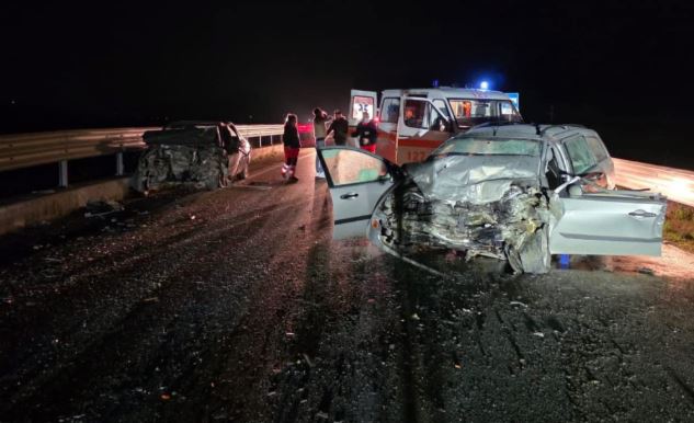 Dy të vdekur nga një aksident në Vlorë