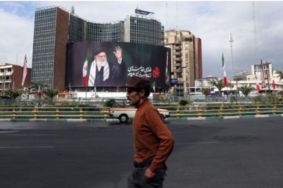 Irani do të mbajë ceremoni lamtumire treditore për Ajatollah Khamenein