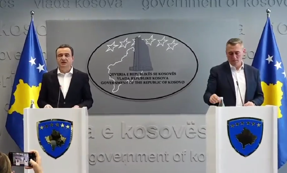 Rashiq: Kurti ia transferoi Manastirit të Deçanit 24 hektarë tokë “për hatrin tim”