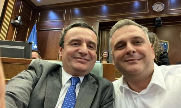 Bajqinovci: Osmani bëri gabim të rëndë, doli në anën e gabuar