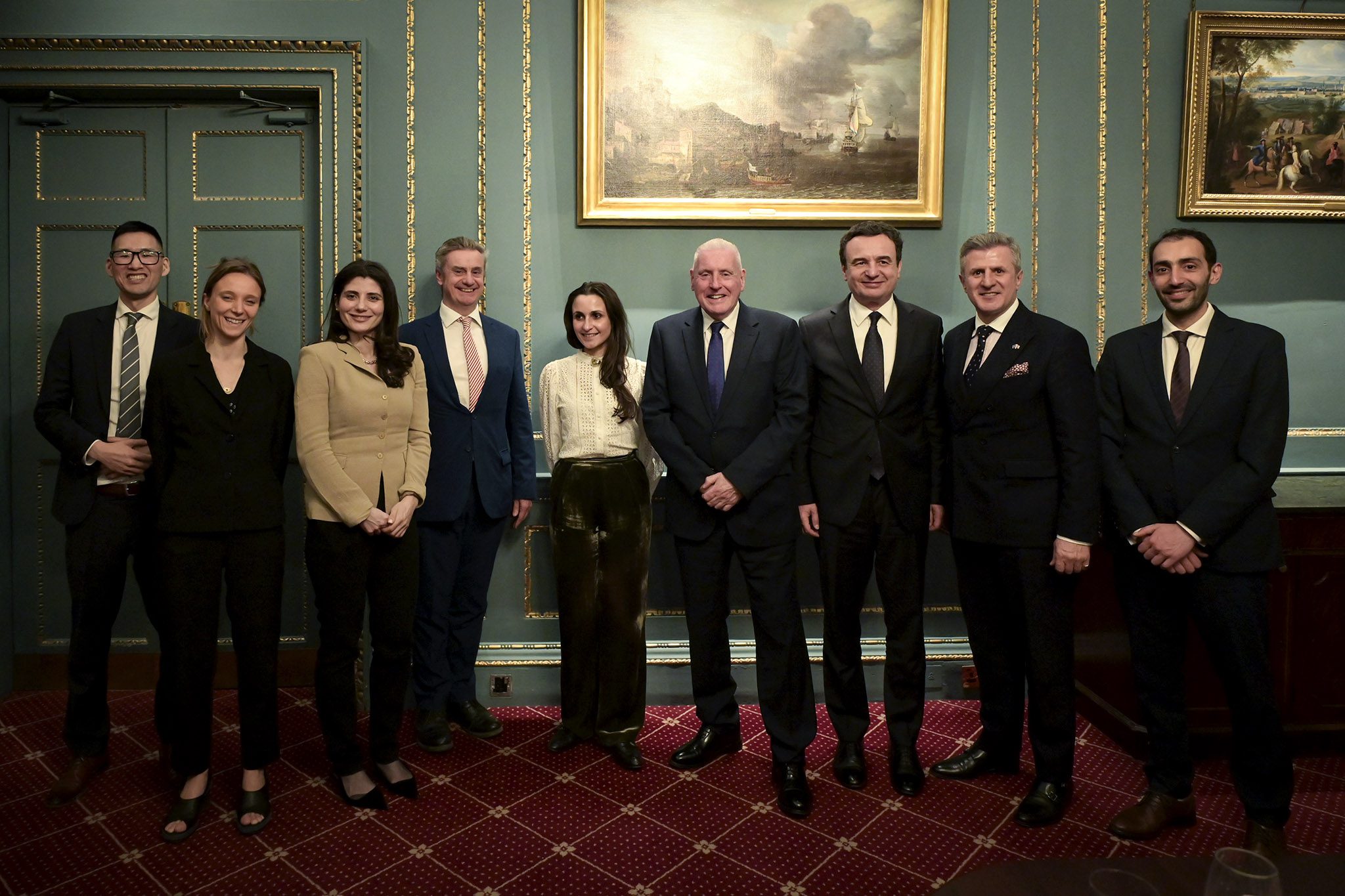 Kurti në Londër takohet me Ministrin e Shtetit për Mbrojtje, flasin për bashkëpunimin ushtarak