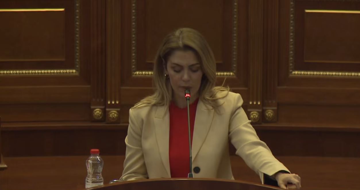 Deliu Kodra: Qeveria po tenton të kalojë ligje me shpejtësi, i duhen për propagandë elektorale