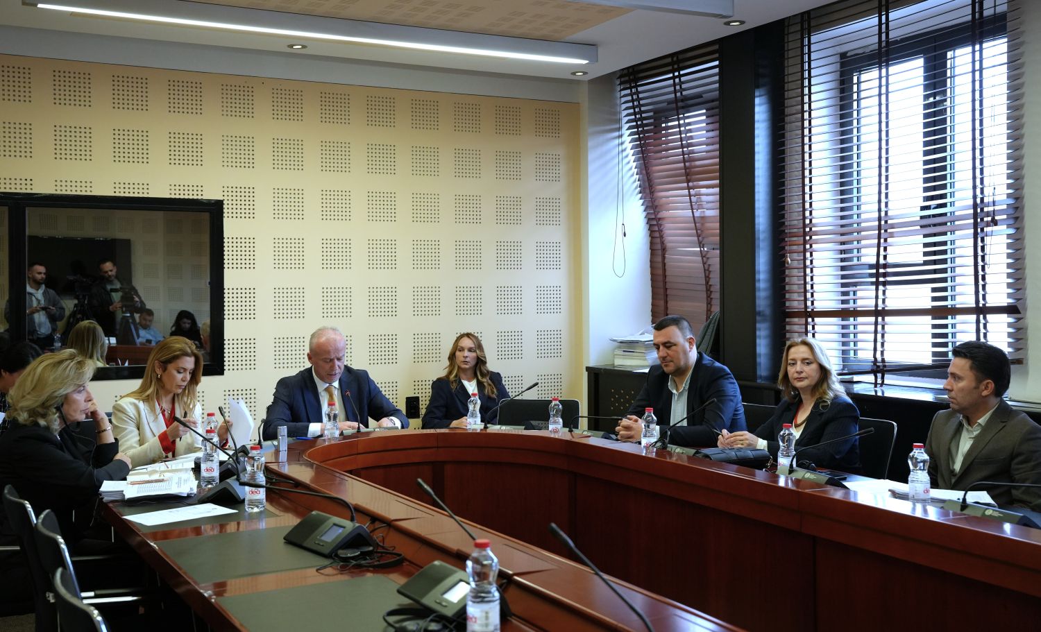 Kalon në Komisionin për Legjislacion projektligji për Byronë shtetërore për konfiskim të pasurisë