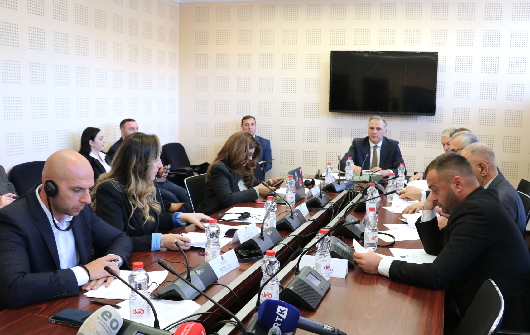 Komisioni për Çështje të Sigurisë miraton vendimin për dërgimin e FSK-së në Gaza