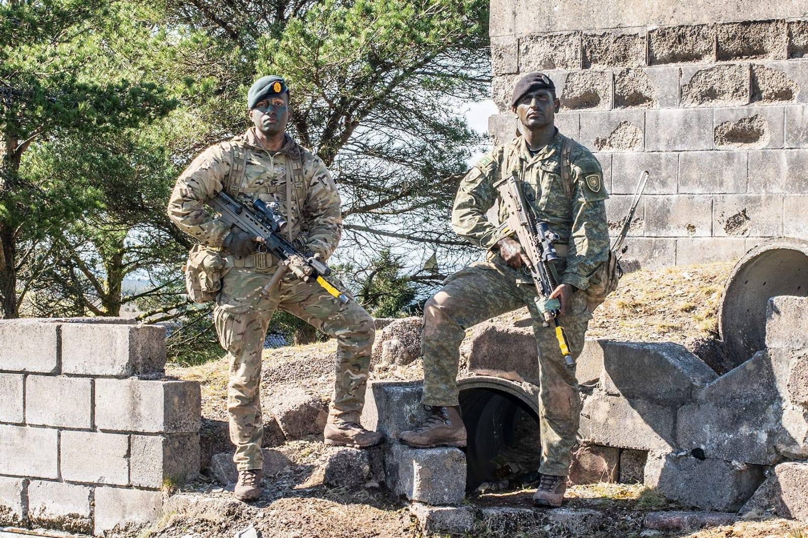 Oficeri i FSK-së shkëlqen në trajnimin elitar britanik, nderohet me mirënjohje