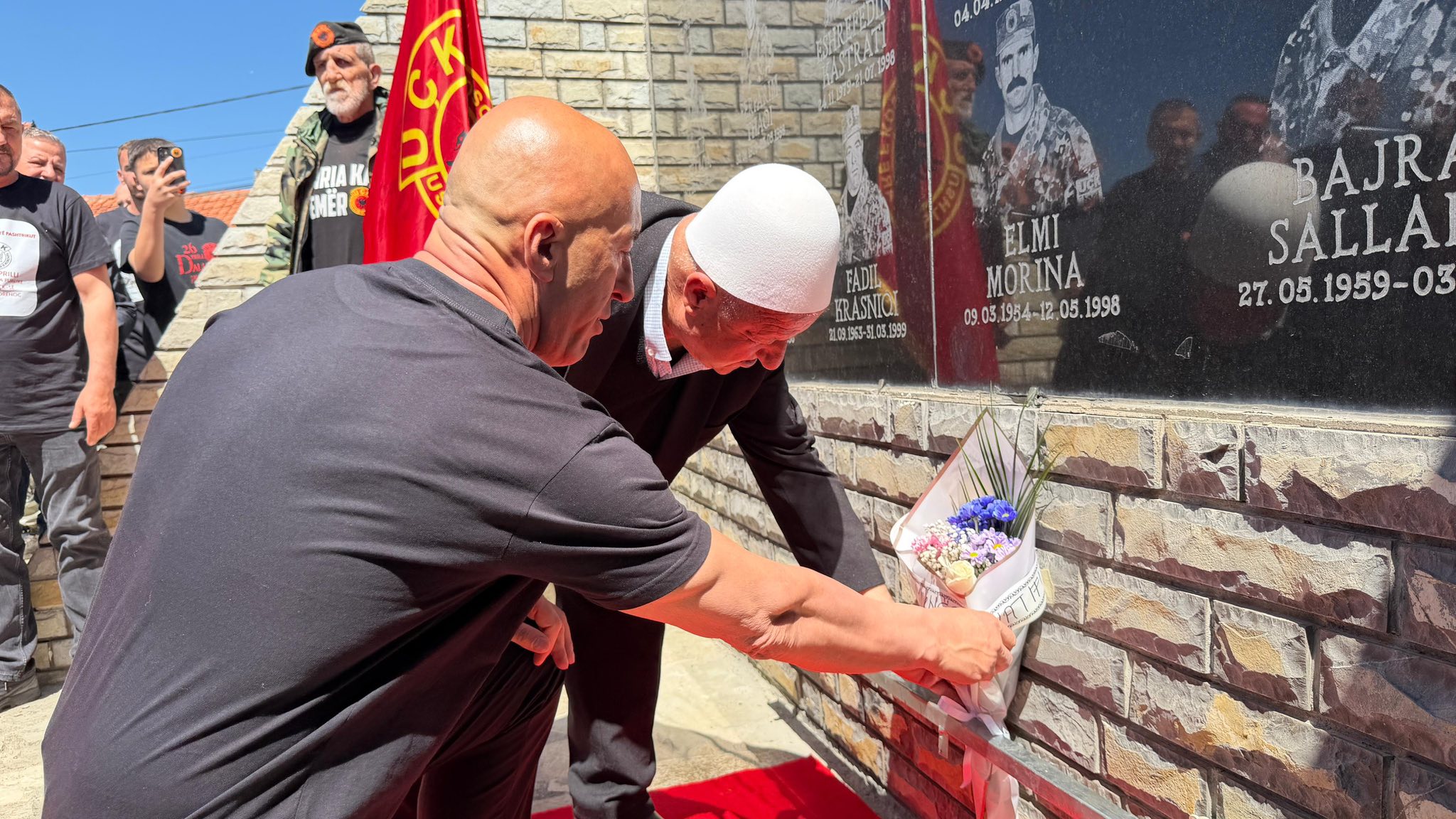 Haradinaj kujton daljen publike të UÇK-së dhe rolin e Drenocit në luftën çlirimtare