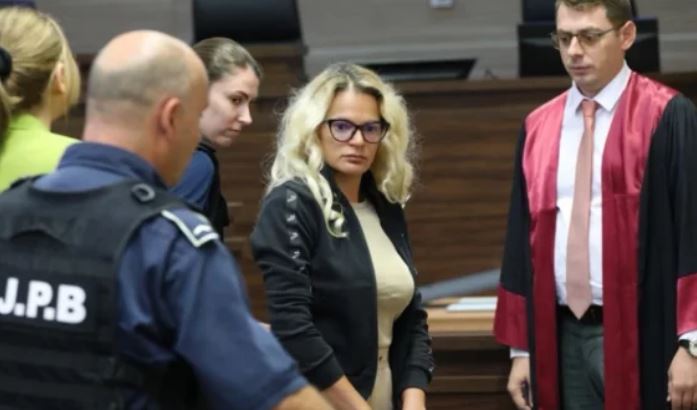 Mbahet seanca ndaj të akuzuarës për spiunazh Jelena Gjukanoviq, Prokuroria kërkon 25 vjet burgim