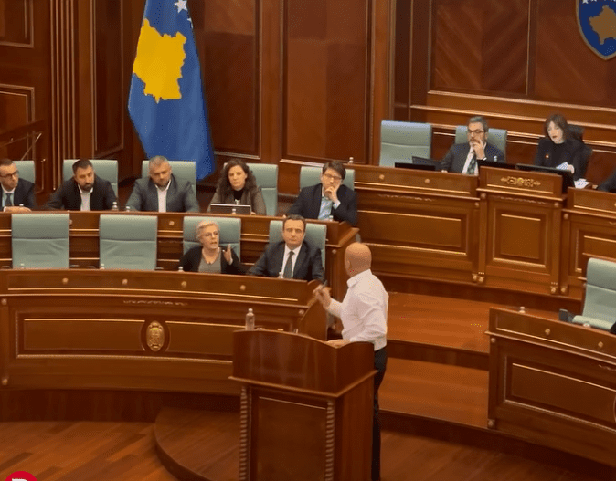 “Mjaft ma”, Gërvalla i gjuan fjalë Haradinajt pasi ky i tha Kurtit se “po rren”