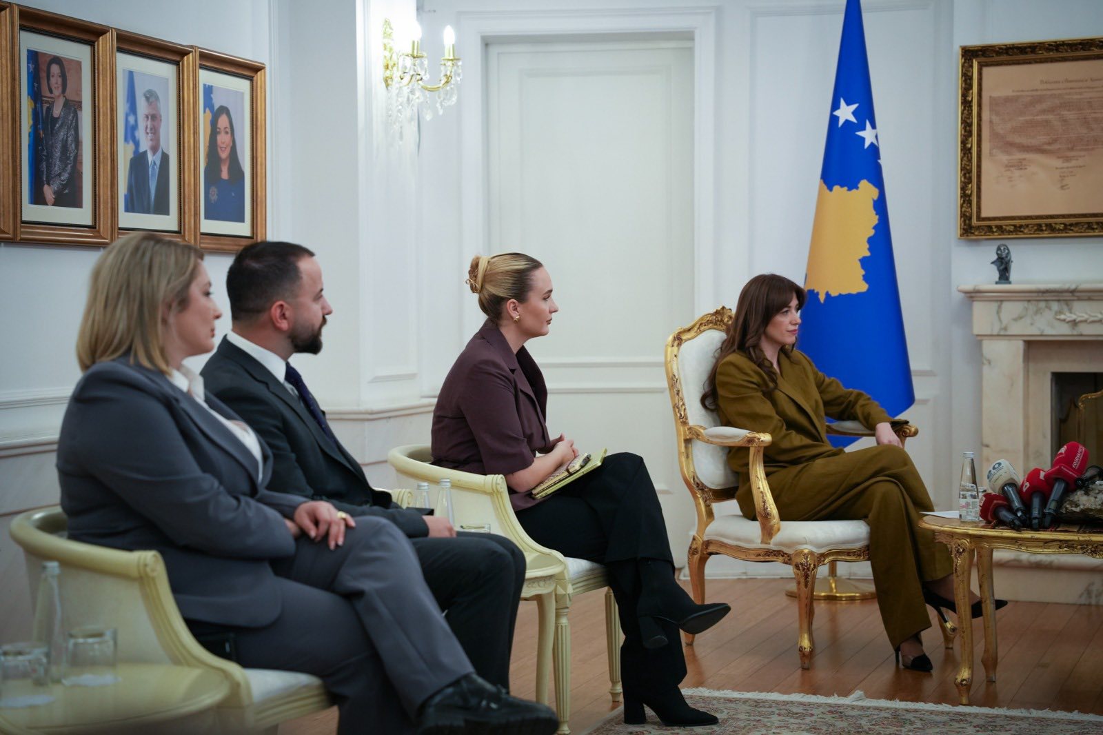 Haxhiu nesër zhvillon aktivitetin e parë si ushtruese e detyrës së presidentes