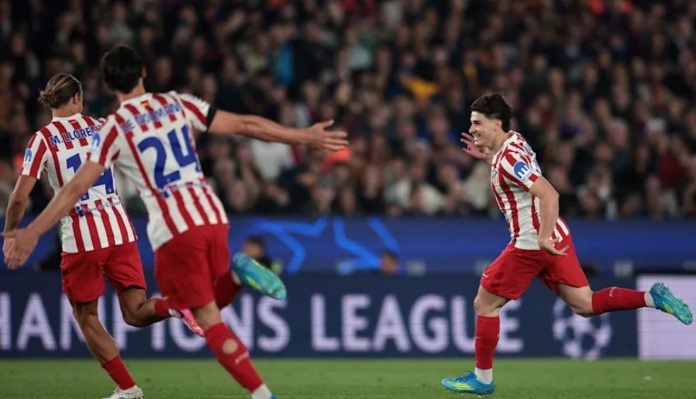 Atletico Madrid e “rrëzon” Barcelonën