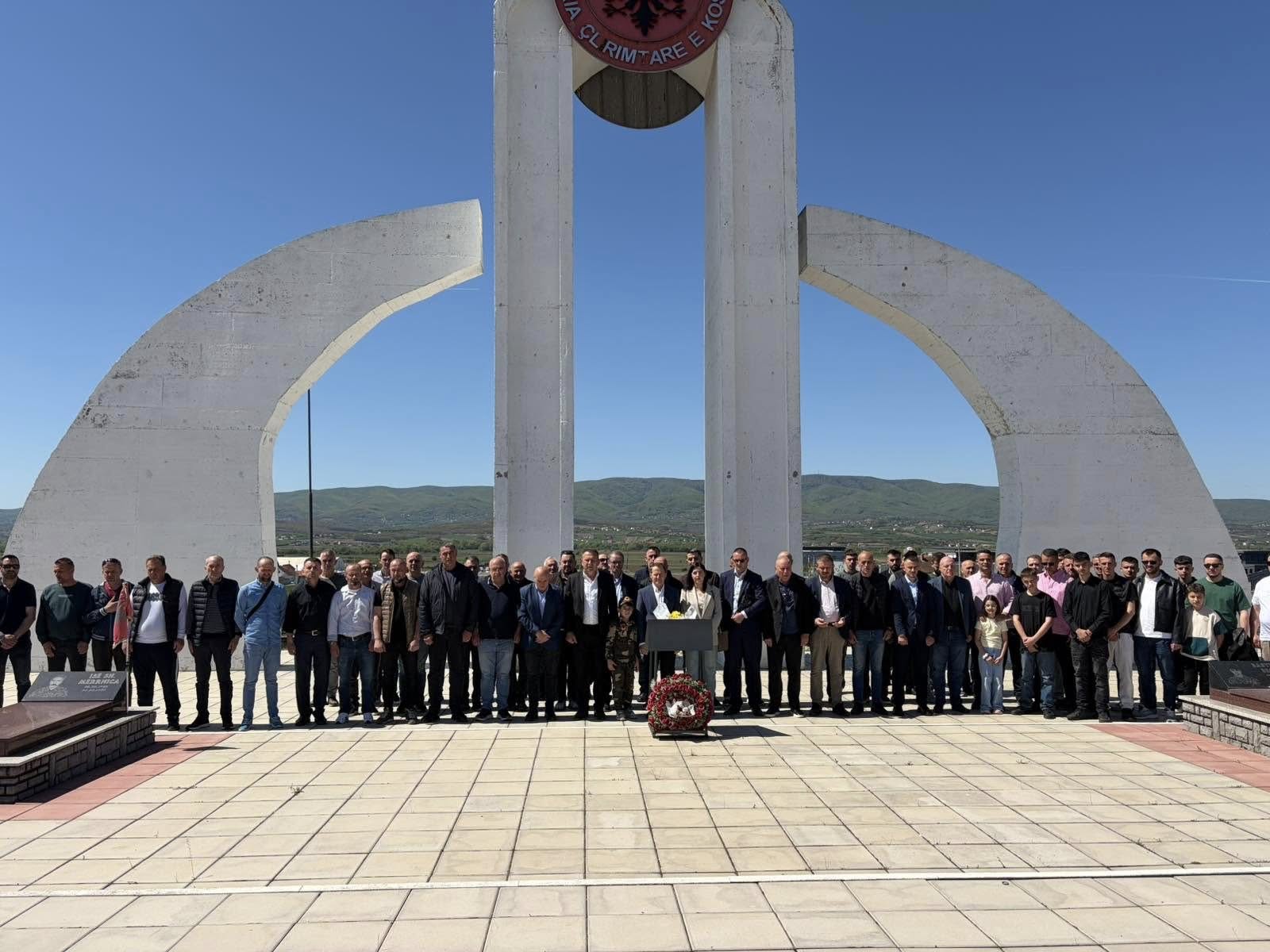 Në 27-vjetorin e rënies përkujtohen dëshmorët e Betejës së Majdanit