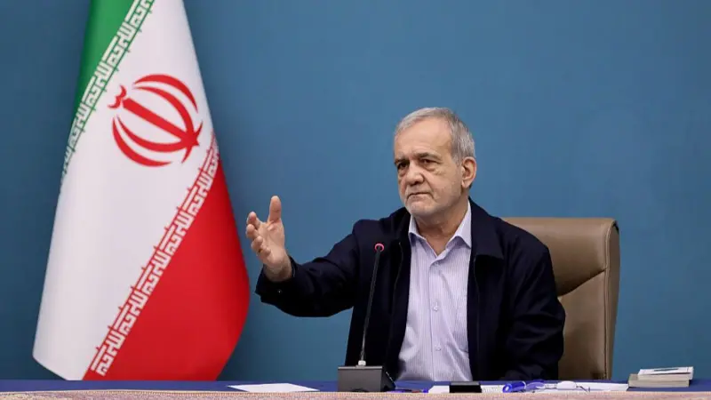 Presidenti iranian: Çdo përpjekje për ta detyruar Iranin të dorëzohet është e destinuar të dështojë