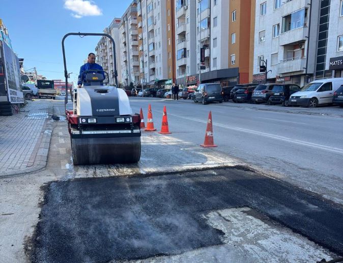 Rama i kërkon Ujësjellësit që të mos intervenojë në rrugë pa e njoftuar Komunën