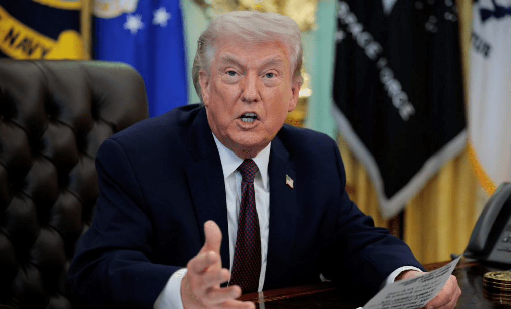 Trump: Po mendoj të hedhi në erë gjithçka në Iran dhe të marr naftën