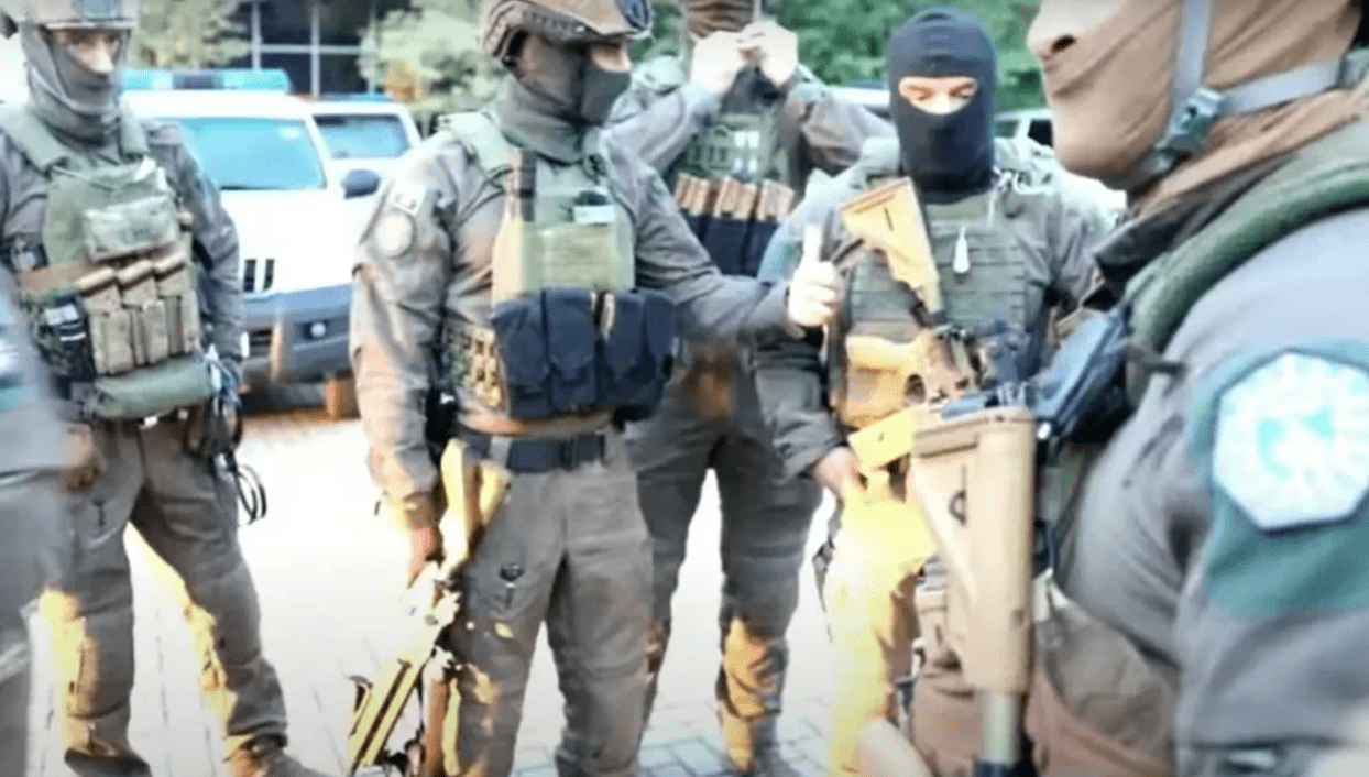 Prokuroria: Ish-zyrtari i Policisë u përfshi në dekonspirimin e operacionit të madh kundër fajdeve