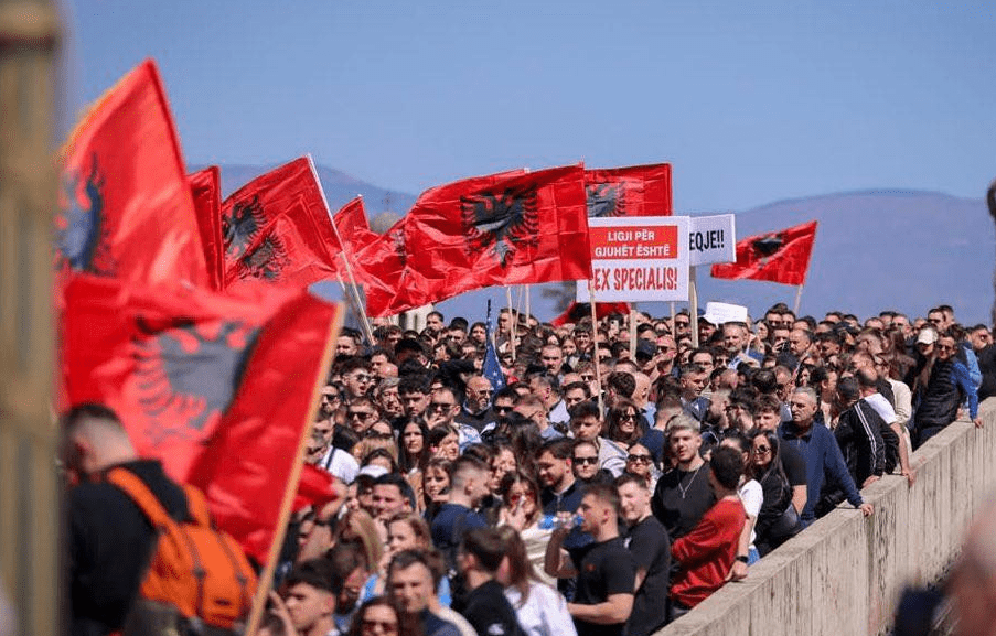 Maqedonia e Veriut kritikon protestën e studentëve shqiptarë: Përpjekje për të manipuluar qytetarët