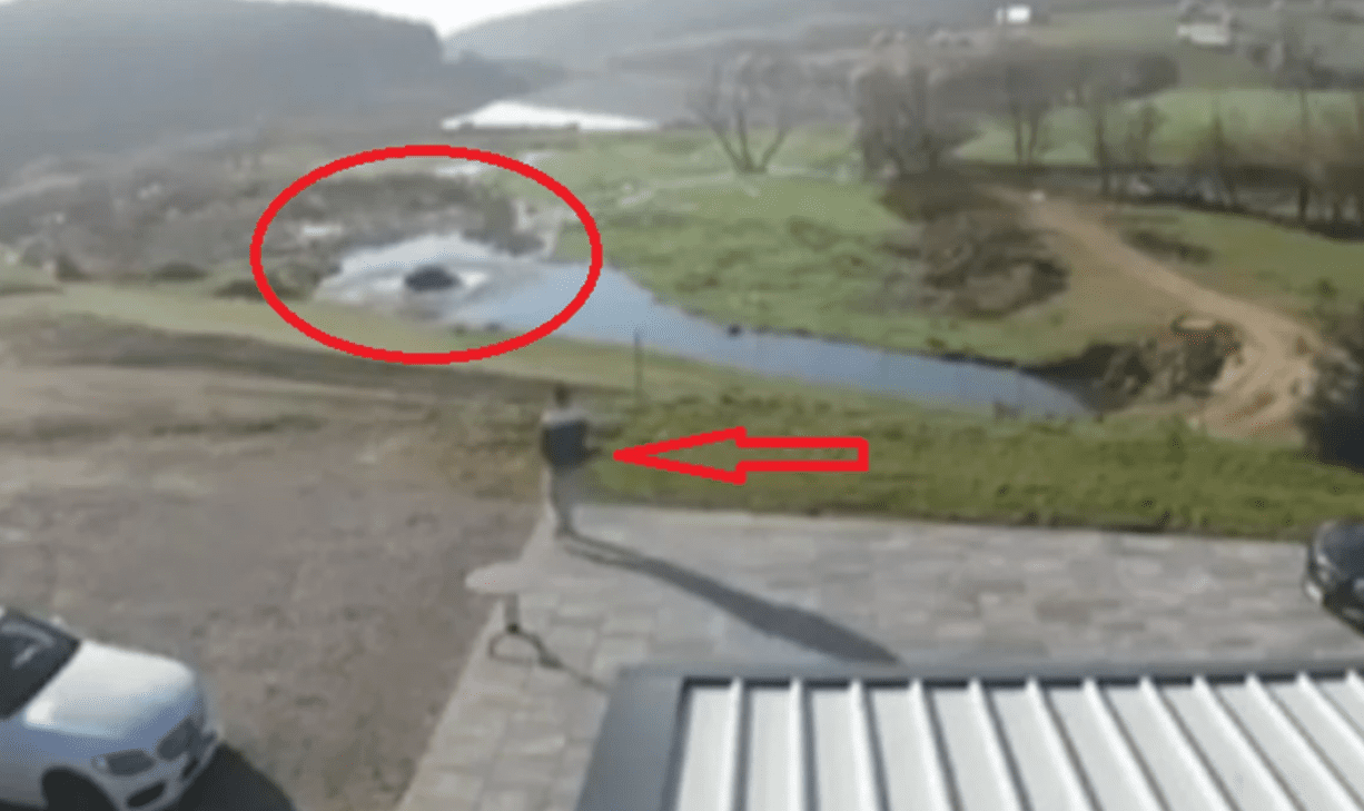 Qytetari hero shpëton gruan që ra me veturë në liqenin e Livoçit