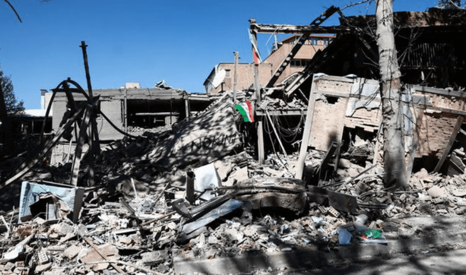 Trump fillon zbatimin e paralajmërimit, sulmohet ishulli Kharg që njihet si “zemra e Iranit”