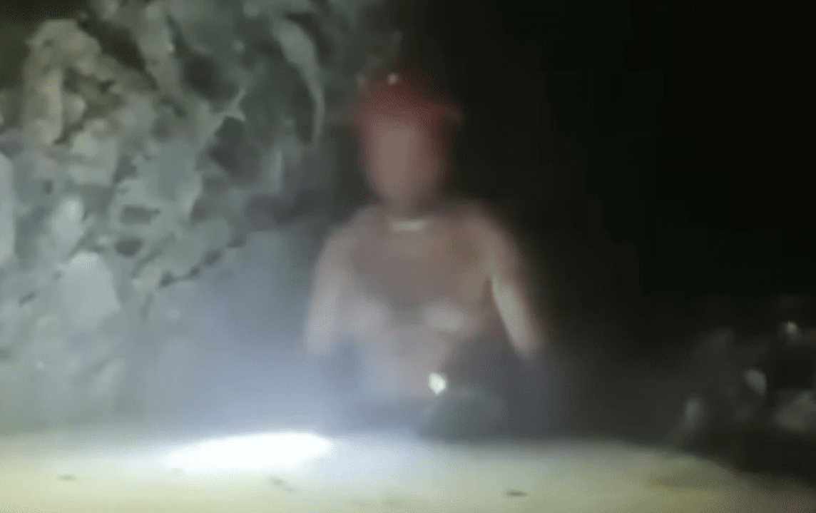 Minatori shpëtohet pasi mbeti i bllokuar nën tokë për 14 ditë