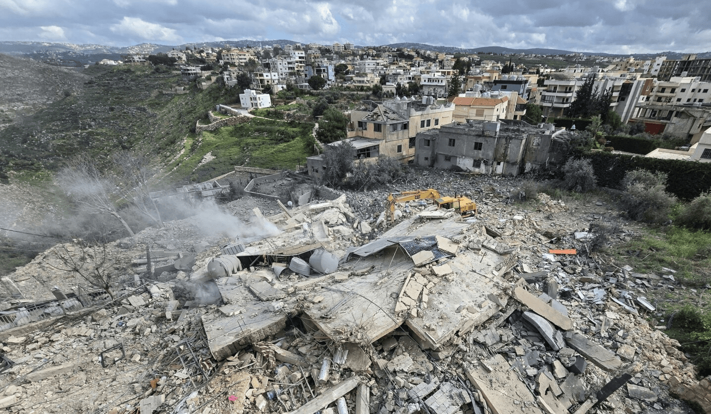 Ushtria libaneze bën thirrje për ‘përmbajtje’ në kthimin në Libanin jugor