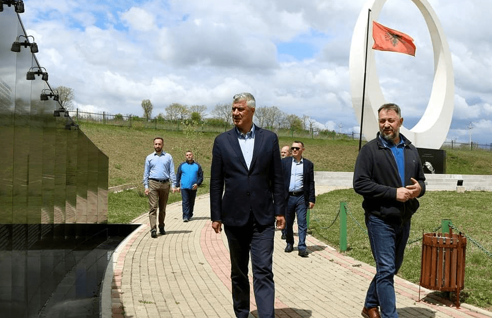 Lushtaku: Presidenti Hashim Thaçi është vetë historia e Kosovës