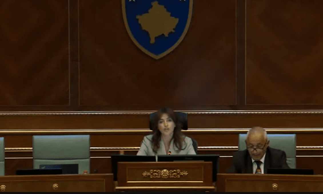 “Shih çfarë niveli” – Haxhiu këtë fjali e sheh si ofenduse